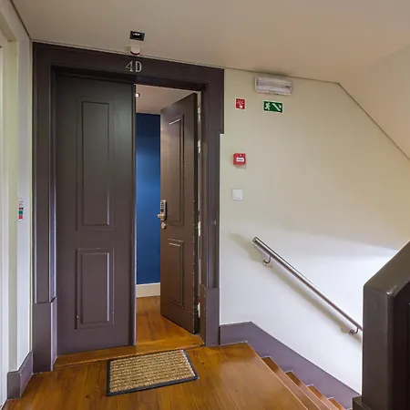 Nomad's Downtown - 3bdr S Juliao * 리스본