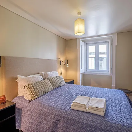 아파트 Nomad's Downtown - 3bdr S Juliao 리스본